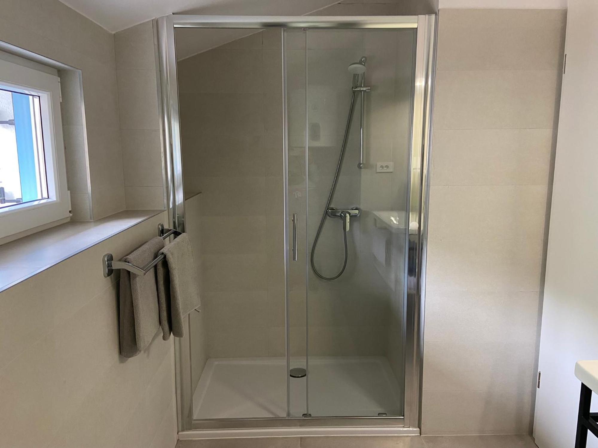 Iva Apartament Ravni